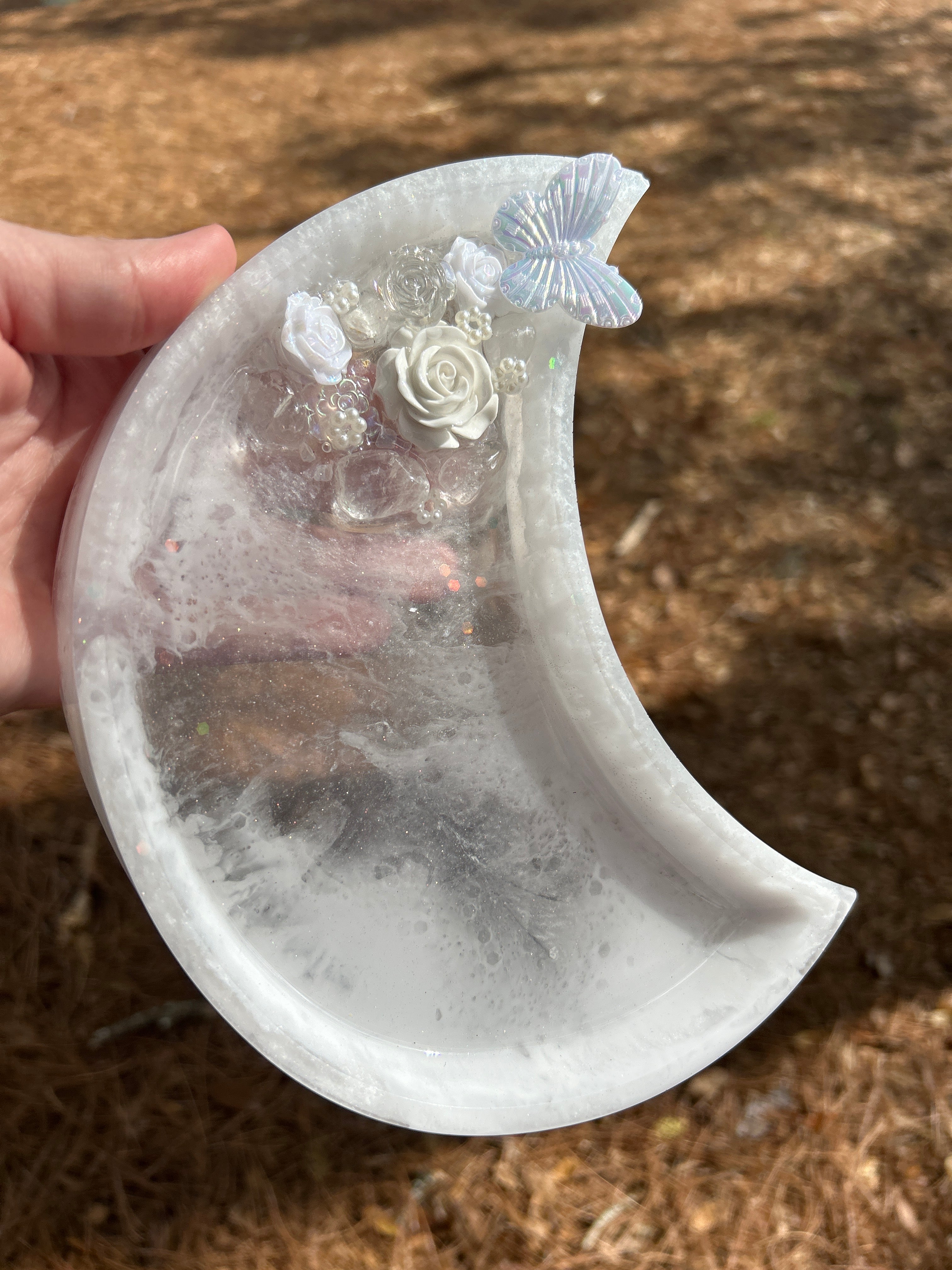 Moon Tray - Romantic Floral Crescent Moon Resin Tray – Butterfly Trinket Dish